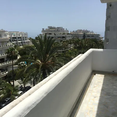 Atico En Apartahotel, Aparthotel Marbella