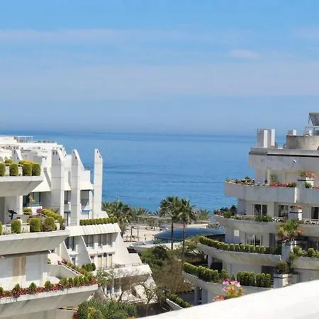 Marbella, Atico Entre Mar Y Montana En Apartahotel *